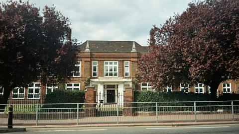 St Clement Danes School